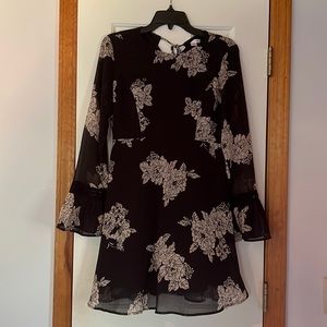 Floral patterned mini dress